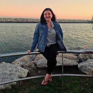 Meet your Posher, Laura